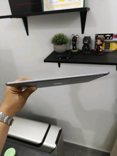 iPad Pro 10.5 256g Sim Wifi ស្អាត98%