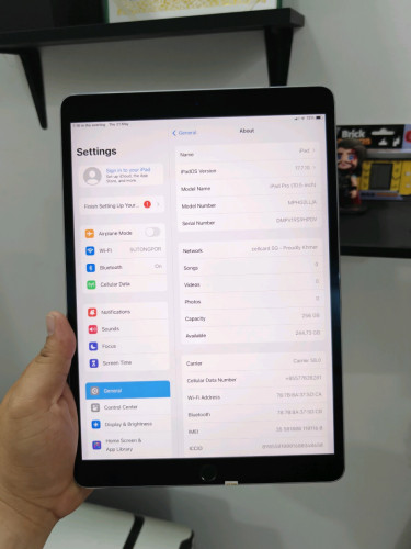 iPad Pro 10.5 256g Sim Wifi ស្អាត98%