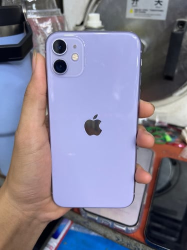 iPhone 11 64g មានស្គេន