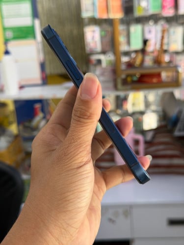 IPhone 12 (64)G