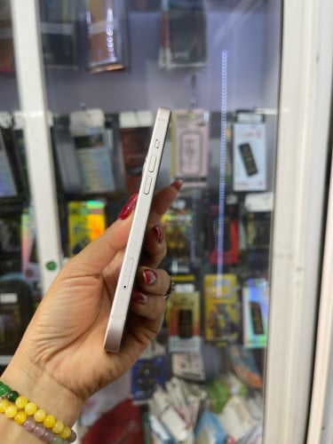 iPhone 13/128GB/LLថ្ម90%តួរស្អាតសុីនសានុំ