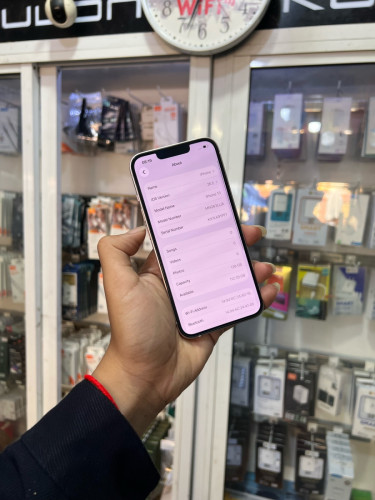 iPhone 13 ពណ៌ផ្កាឈូក 🍏 LLA 128GB  Battery 90% 🔋 តួស្អាត 99% សំណុំហ្សីន