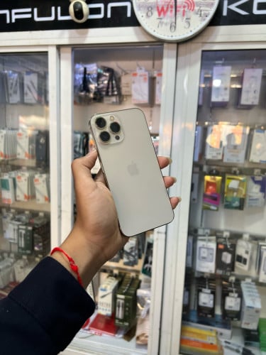 iPhone 13pro max 🍏128GB LLA  Battery 93% 🔋 តួស្អាត 99% សំណុំហ្សីន