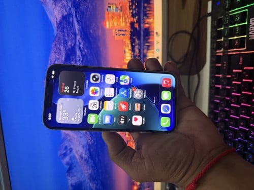 Iphone 14 128G សុំណុំហ្សីនណែន​99%កាត់បានធូរលក់វិញធូរៗ