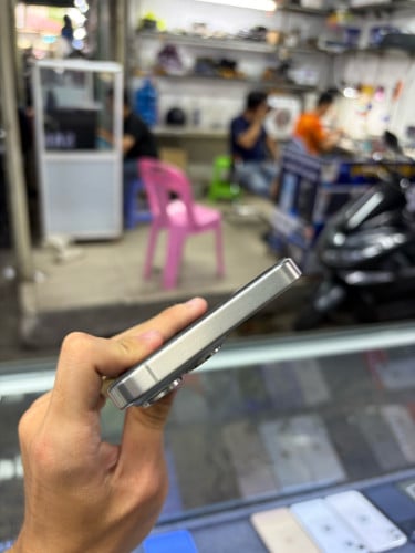 iPhone 15 pro max 256G ZP Sim2 eSIM ថ្ម81% សានុំស្រុីនណែន