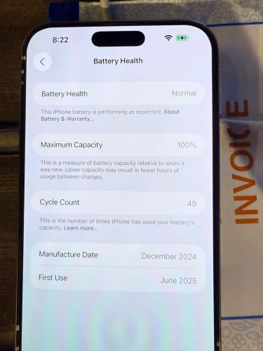 iPhone 16 pro max LL 256g battery 100% charger 50 time