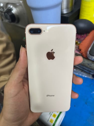 iPhone 8+ 64g ស្អាត់99%