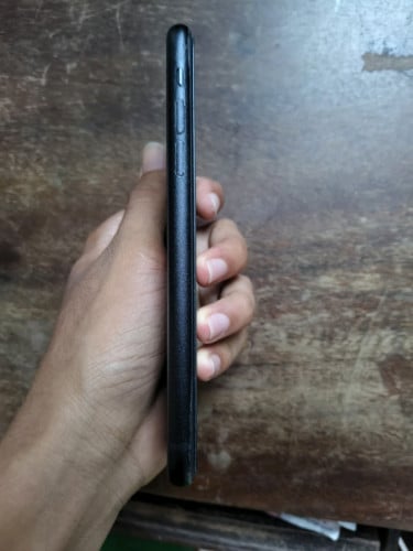 Iphone XR 64G ស្រណំមិនធ្លាប់ផ្លាស់ប្ដូរ