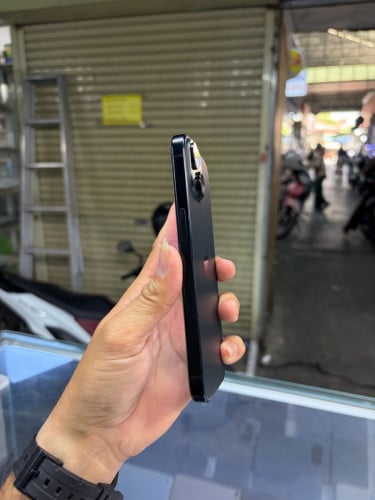 Iphone15 256G CH sim2 ម៉ាសុីនអេក្រង់ស្រុីន ឆ្លាសម៉ាសុីន