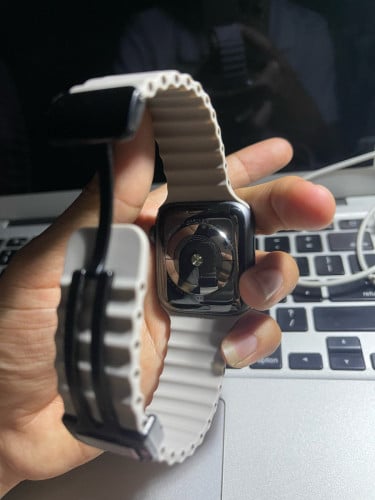 Iwatch s4 44MM នៅស្អាត 98$