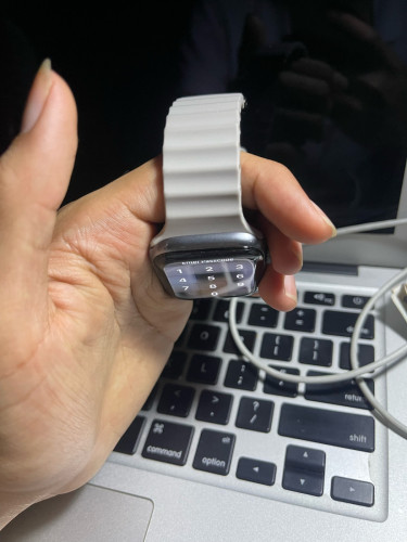 Iwatch s4 44MM នៅស្អាត 98$