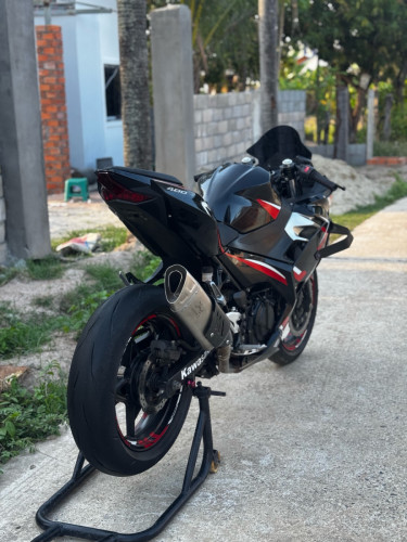 Kawasaki ninja 400