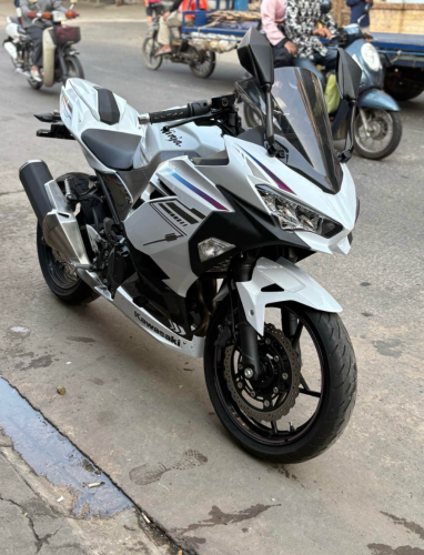 KAWASAKI NINJA400CC 2023 (💔)