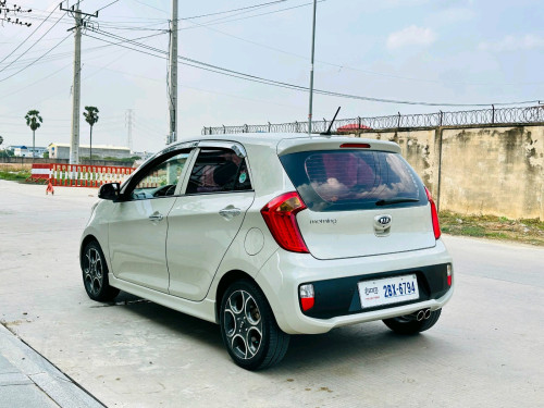 Kia Morning 2012 Full Smart Key F Sport (ពណ៌ទឹកដោះគោ)