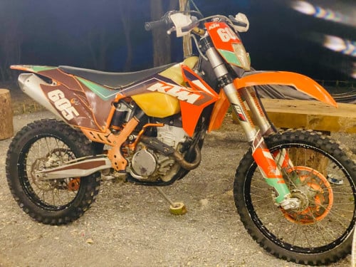 KTM 250 SX-F 2011 មានពន្ធមិនទាន់រៀបចំ តម្លៃទន់ៗ