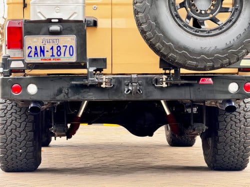 Land Cruiser 70 series modified