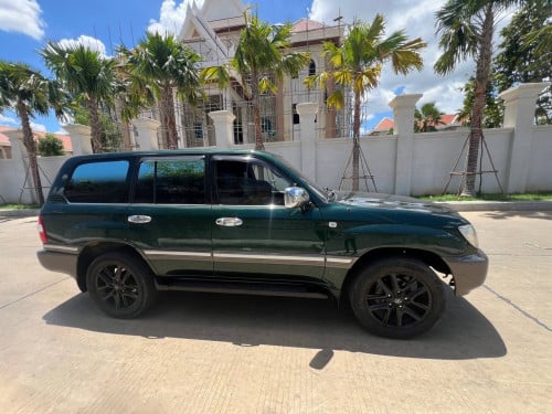 LAND CRUISER 98 ម៉ាស៊ូតសុិនធំ24ហ្វាលថ្មី 11800$ចចារ