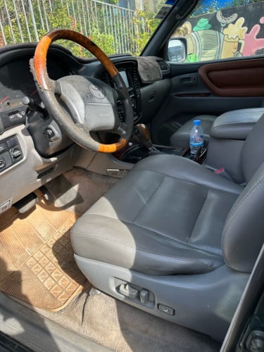 LAND CRUISER 98 ម៉ាស៊ូតសុិនធំ24ហ្វាលថ្មី 11800$ចចារ