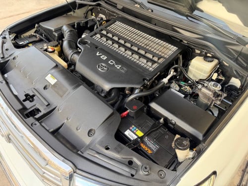 Landcriuser GXR V8 2015 Arab Diesel ម៉ាស៊ូត