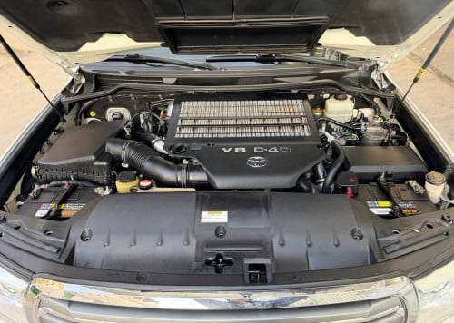Landcriuser GXR V8 2015 Arab Diesel ម៉ាស៊ូត