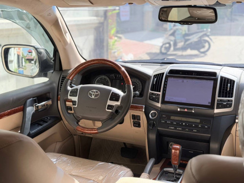 Landcriuser GXR V8 2015 Arab Diesel ម៉ាស៊ូត