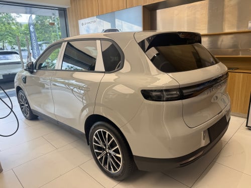 Leapmotor B10 ឆ្នាំ 2026 global spec Rank 600km