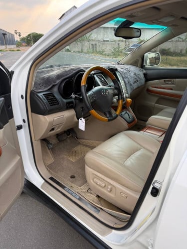 Lexus 400h full H-full pong 2