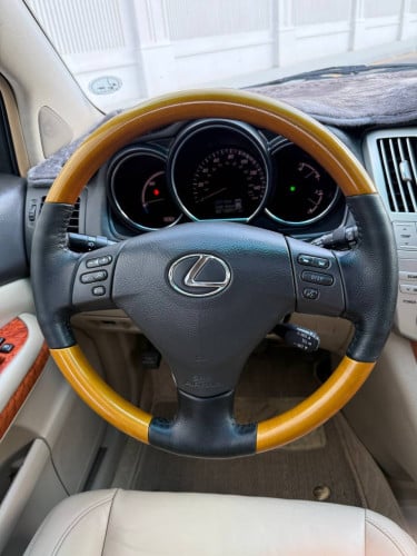 Lexus 400h full H-full pong 2