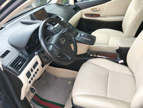 Lexus HS 250h advanced premium 010 ក្រដាសពន្ធ ឡានស្អាត ក្នុងលឿង តំលៃ22500$(ចរចារ)
