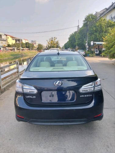 Lexus HS 250h advanced premium 010 ក្រដាសពន្ធ ឡានស្អាត ក្នុងលឿង តំលៃ22500$(ចរចារ)