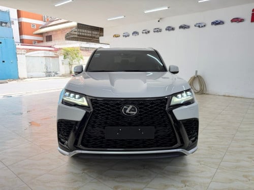 Lexus lx600 F-Sport 2022