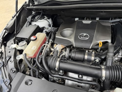 Lexus NX200t F Sport 2015 3ប៊ូតុង ក្នុង cherry ពណ៌ស $34,500 ចរចារ