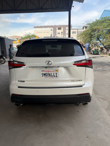 Lexus nx200t f-sport 2015