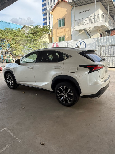 Lexus nx200t f-sport 2015