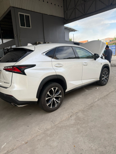 Lexus nx200t f-sport 2015