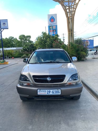 Lexus RX300/02ប៉ុង1ហ្កាសរួចសាច់ដែកទឹកថ្នាំស្អាត