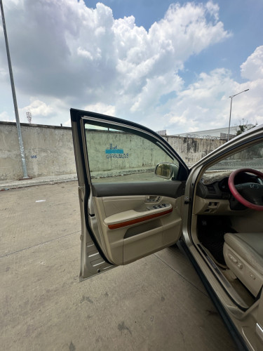 LEXUS RX330 2004 ពាក់កណ្តាល Full ប៉ុង២ ម៉ាស៊ីន៦