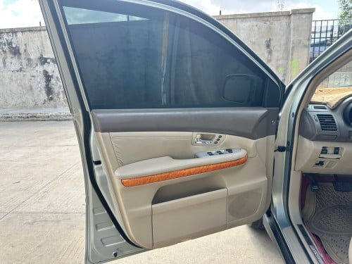 LEXUS RX330 2005 ពាក់កណ្តាល Full ប៉ុង១ ម៉ាស៊ីន៦