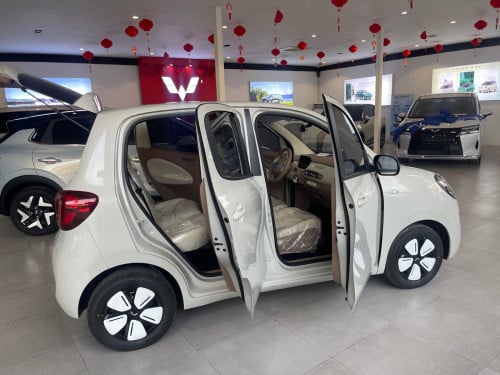 Macaron MiniEV 9999$