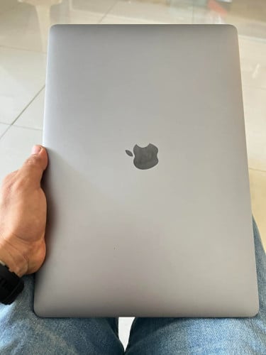Macbook Pro 2019 98%