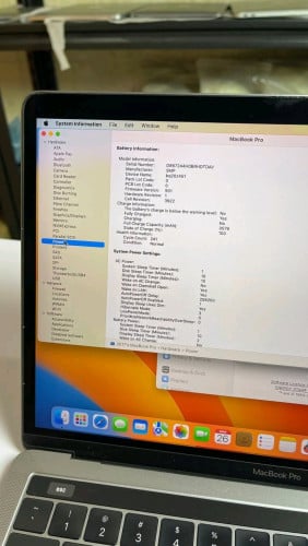 Macbook Pro Year2017-512GB