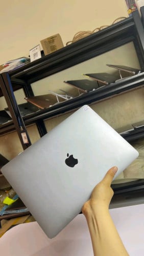 Macbook Pro Year2017-512GB