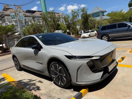 mazda EZ6