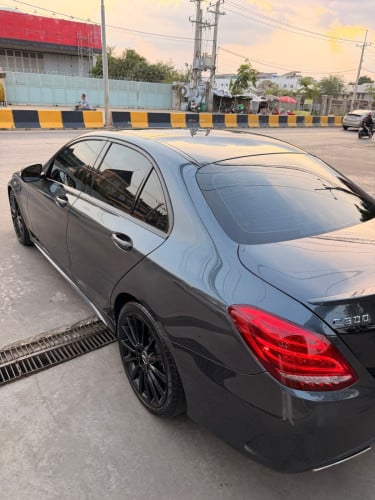 Mercedes-Benz C300 AMG