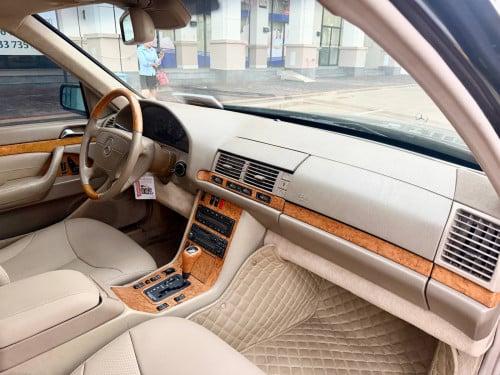 Mercedes S320 AMG តួវែង សំណុំសុីន ក្នុងលឿង ម្ចាស់ផ្ទាល់