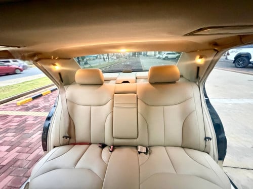 Mercedes S320 AMG តួវែង សំណុំសុីន ក្នុងលឿង ម្ចាស់ផ្ទាល់
