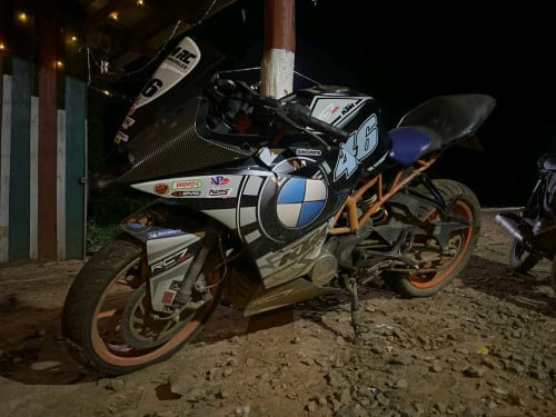 Motor R1