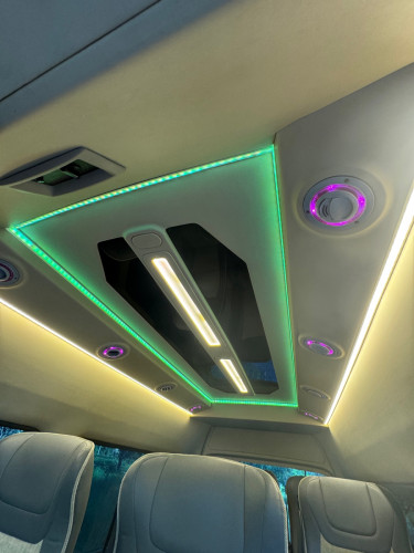 Nissan Caravan 2008