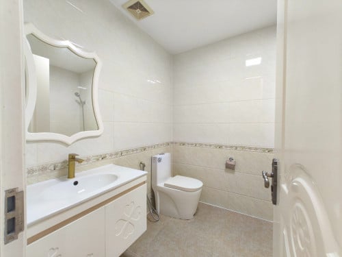 Olympia City Studio room for sale