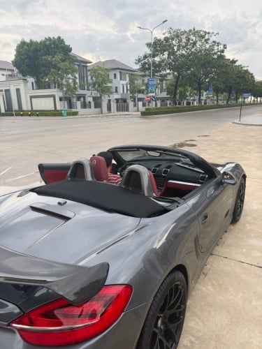 Porsche ឡាន​លក់​